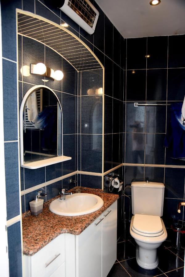 Cozy 2 Bedroom Apartment In Antique Bizanti Palace Κότορ Εξωτερικό φωτογραφία